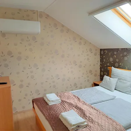 Apartment Bocskai Apartmanhaz *